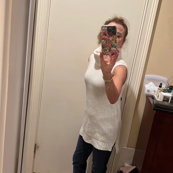 elie Tahari  Cream Cashmere Sleeveless Tunic  NWT. S - Picture 2 of 7